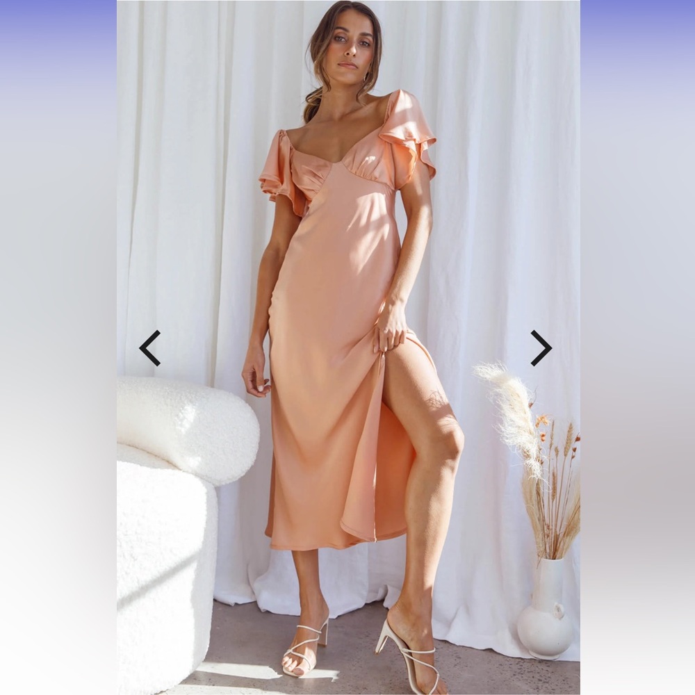 Elegant Peach Ruffle Sleeve Dress ♡